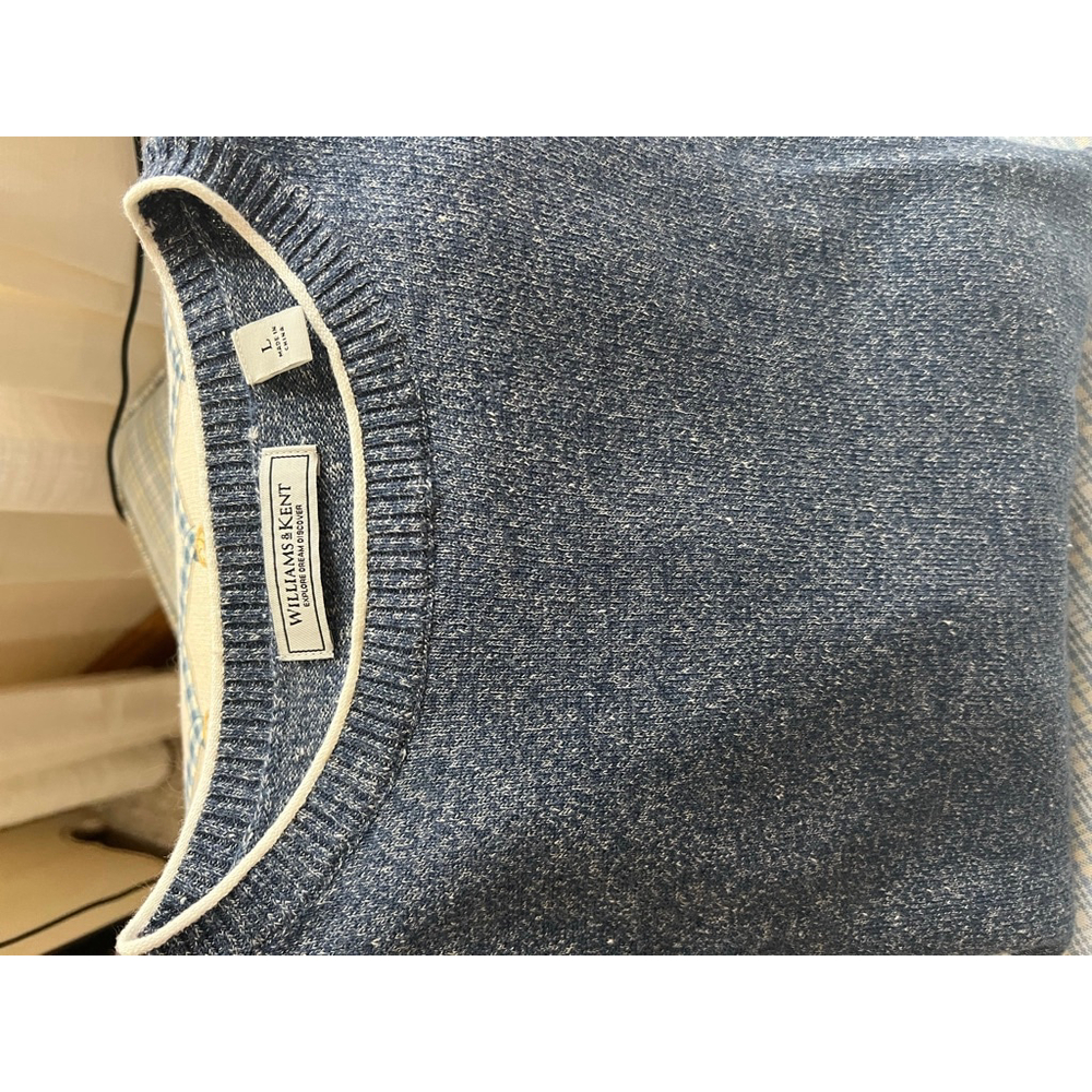 New Williams & Kent Blue Crewneck Sweater L with White Trim